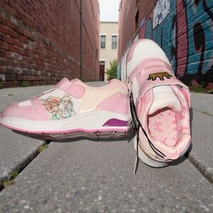 Last Pair‼️ New Disney Princess Pink and White Kids Light Up Sneakers SIZE 12